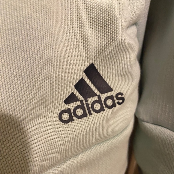 X-Large - Picture 3 of 3